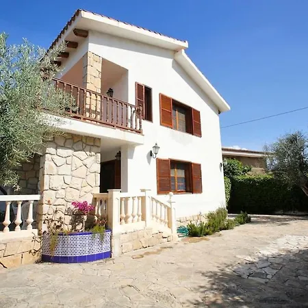 Great With Ac, Pool And Bbq Holiday home