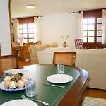 Great With Ac, Pool And Bbq